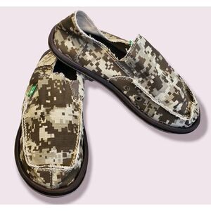 Sanuk Vagabond Slip On Canvas Sidewalk Surfers Shoes Size 5 US Digital Camo